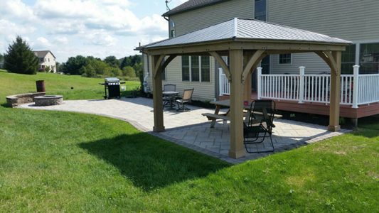 A Stone's Throw Landscapers and Hardscapers provide many varieties of hardscaping and landscaping projects to Wyomissing, Leesport, and Hamburg PA like outdoor lighting, masonry, custom outdoor spaces, and tons of outdoor projects you can decide!