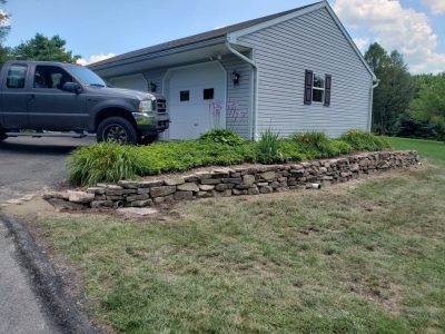natural stone retaining wall
